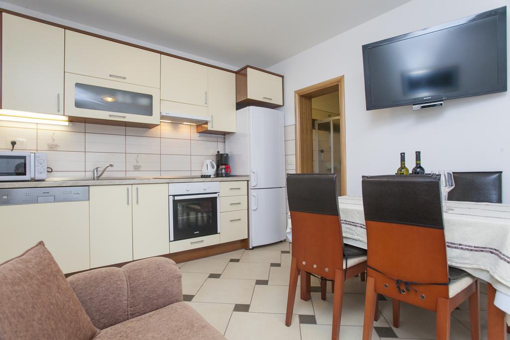 Apartments Villa Maris Lumbarda Room photo